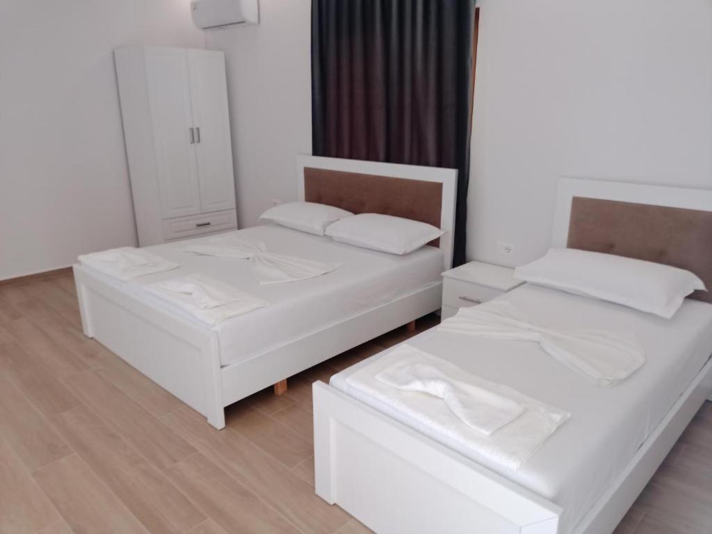 Sun&Sea Hotel Ksamil Bagian luar foto
